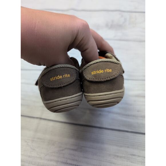 5C Stride Rite Brown Kyle Sneakers - Picture 5 of 9